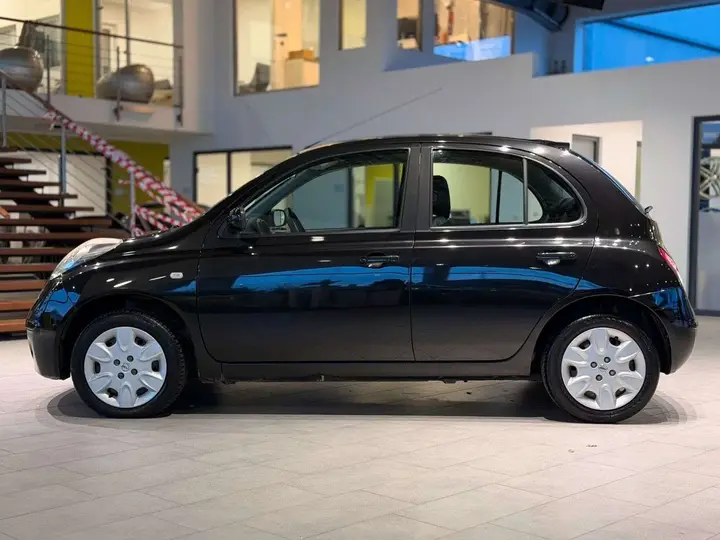 Nissan Micra 2008 photo 2