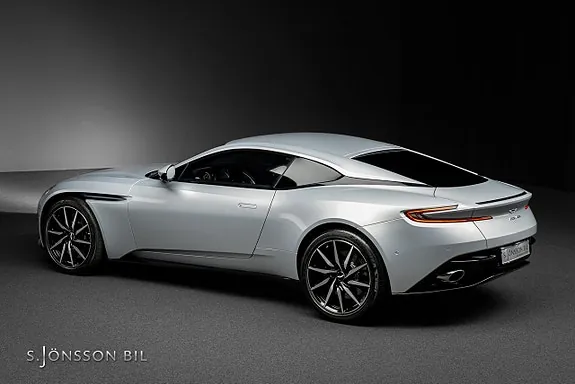 Aston Martin Db11 2021 photo 2