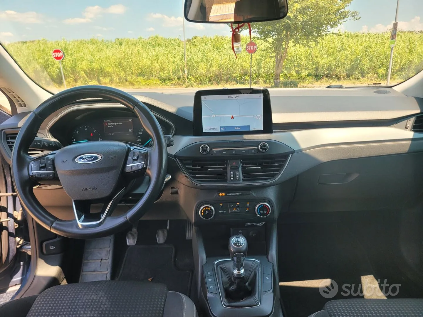 Ford Focus 2022 photo 3
