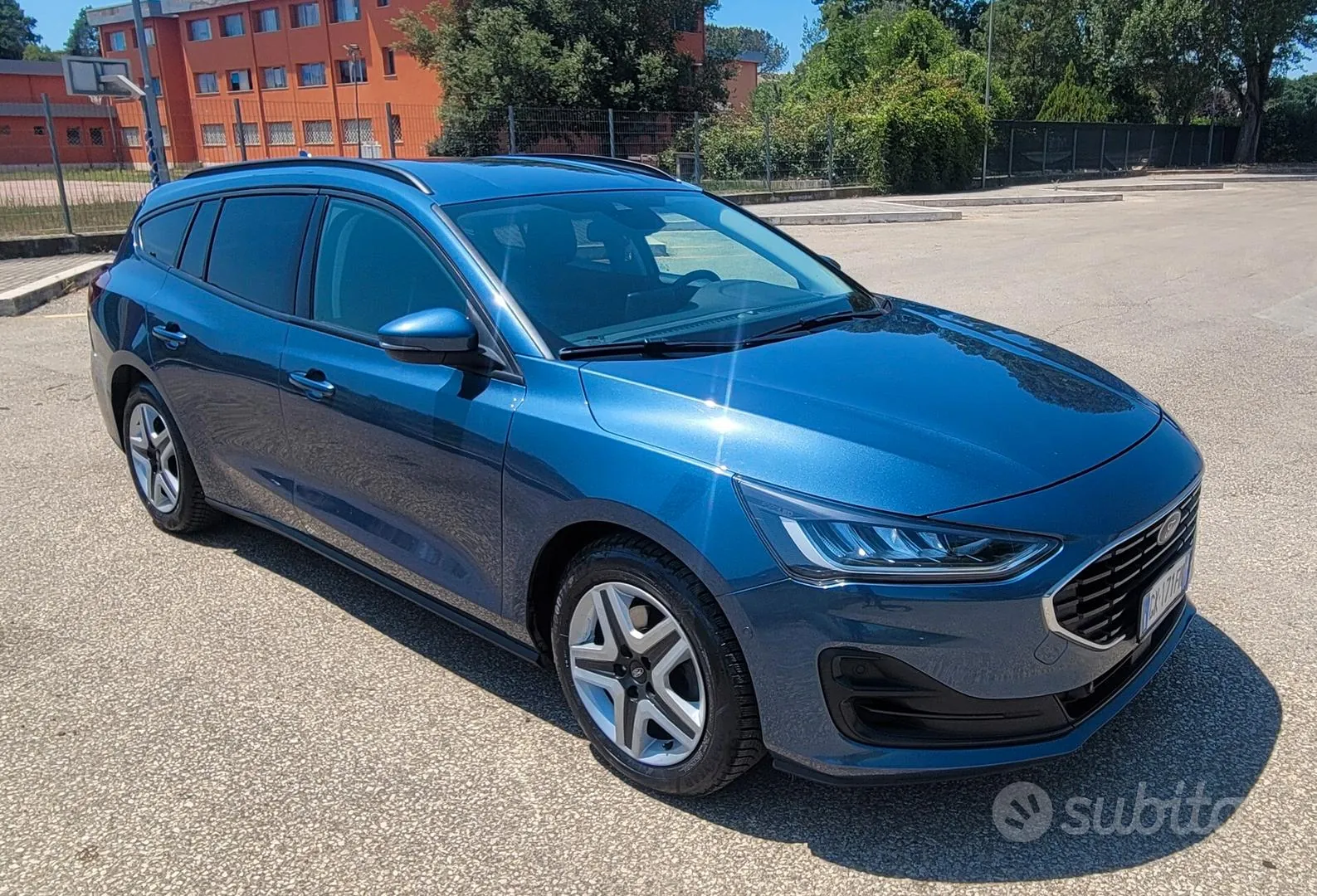 Ford Focus 2022 photo 2