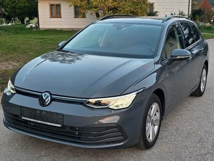 Volkswagen Golf 8