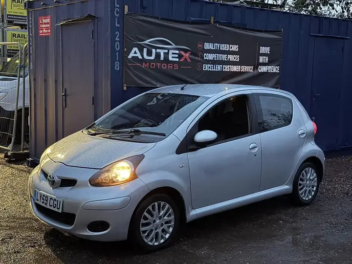 Toyota Aygo 2009 photo 2