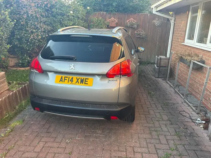 Peugeot 2008 2014 photo 3