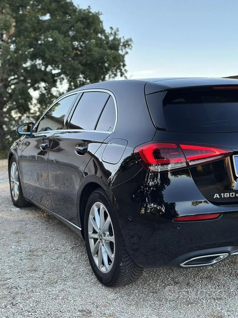 Mercedes-Benz A 2019 photo 3