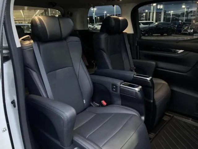 Toyota Alfaard S C Package 2022 photo 5