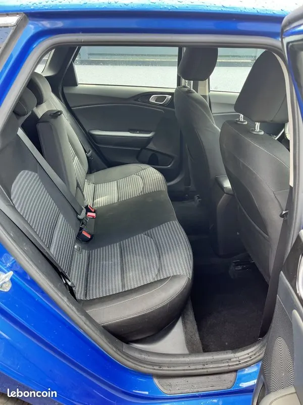 Kia Ceed 2023 photo 5
