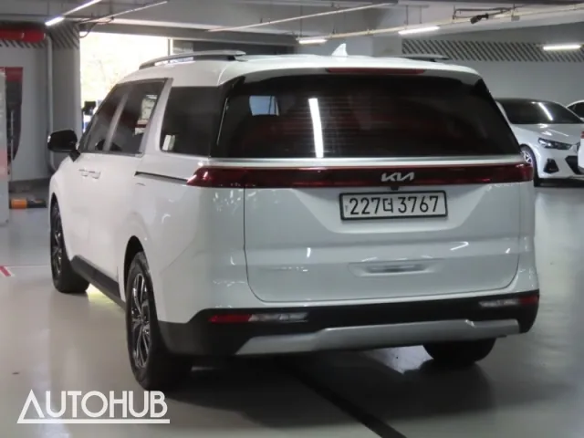 Kia Carnival 2022 photo 4