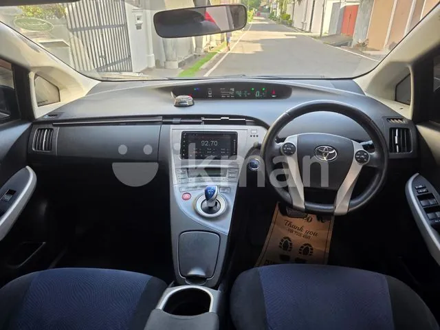 Toyota Prius 2012 photo 5