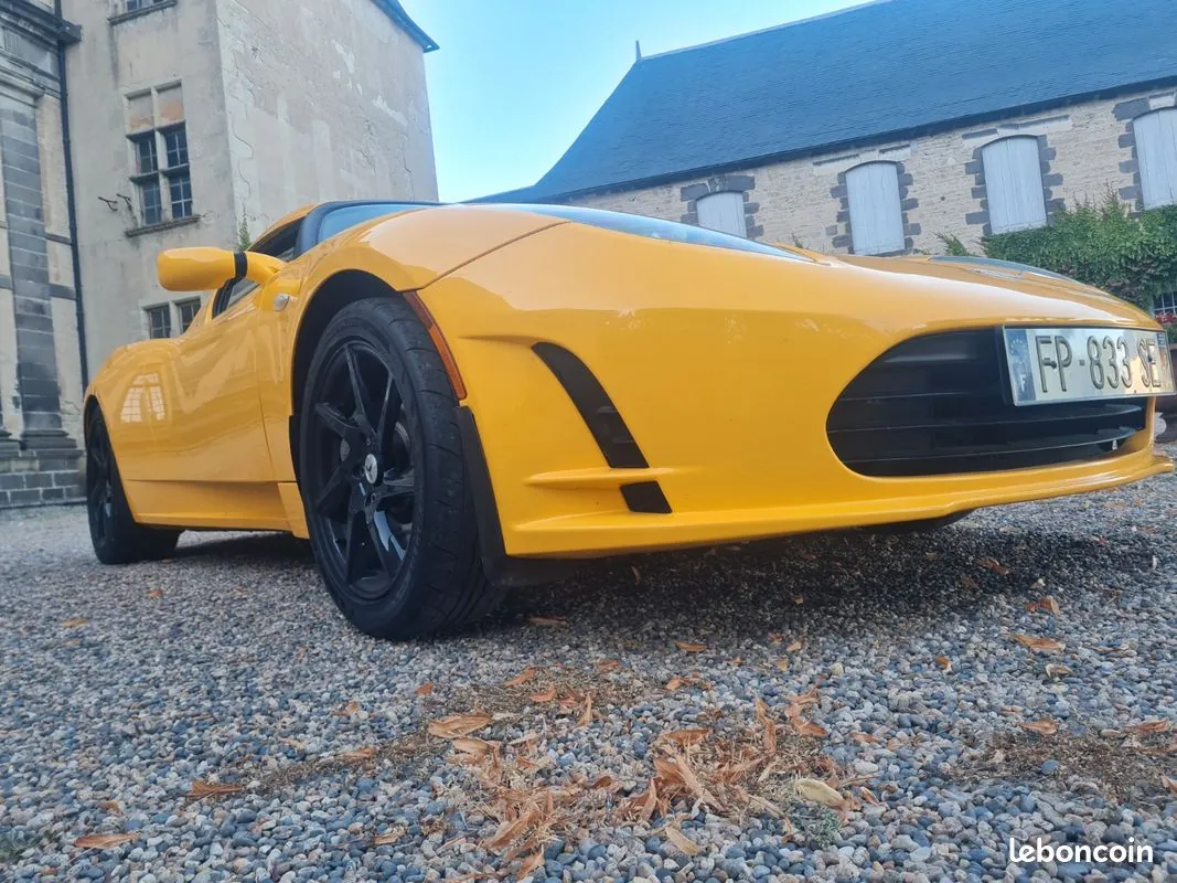 Tesla Roadster 2011 photo 3
