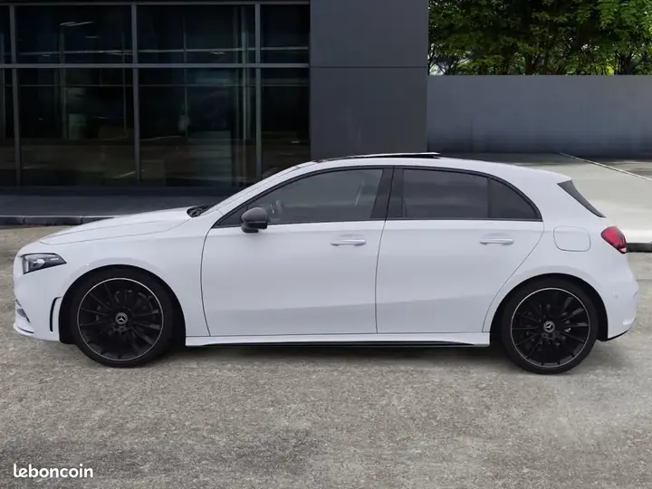 Mercedes-Benz A-Class 2019 photo 2
