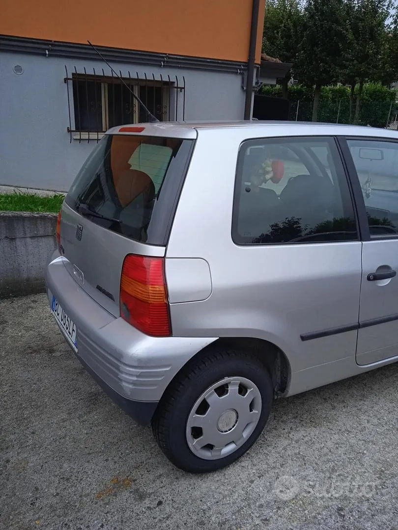Seat Arosa 1999 photo 2