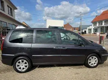 Peugeot 807