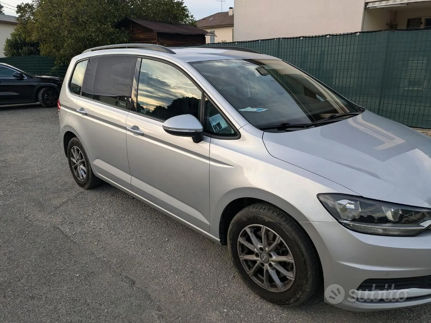Volkswagen Touran 2018 photo 3
