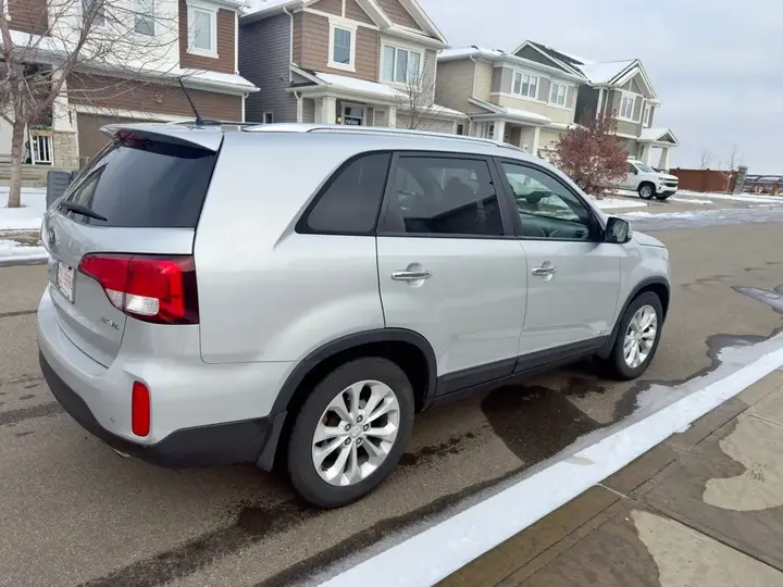 Kia Sorento 2015 photo 4