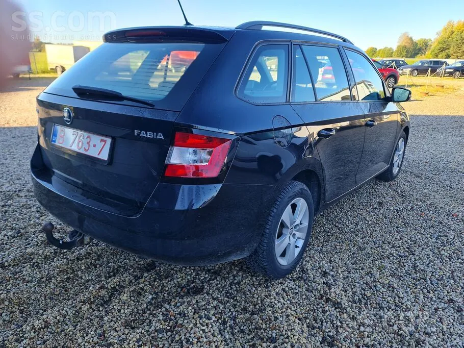 Skoda Fabia 2016 photo 4
