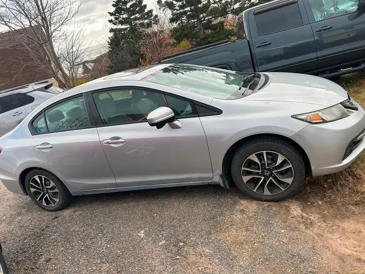 Honda Civic 2014 photo 3