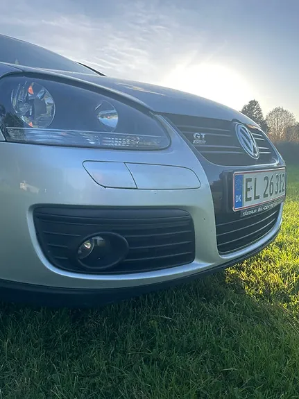 Volkswagen Golf V