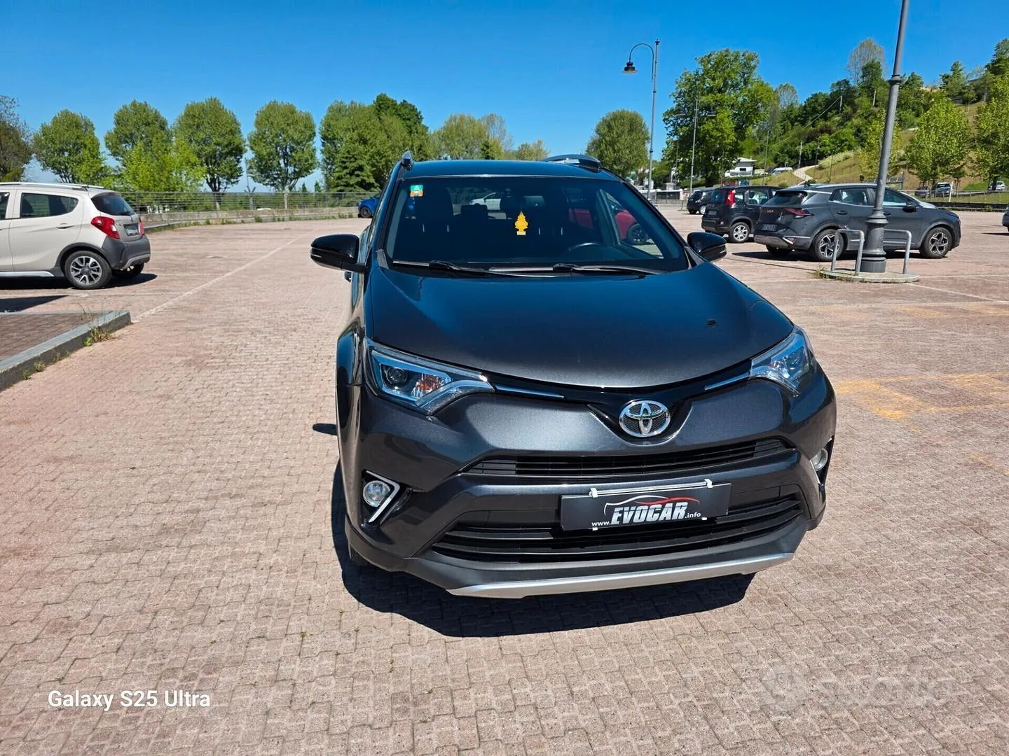 Toyota Rav4 2016 photo 2