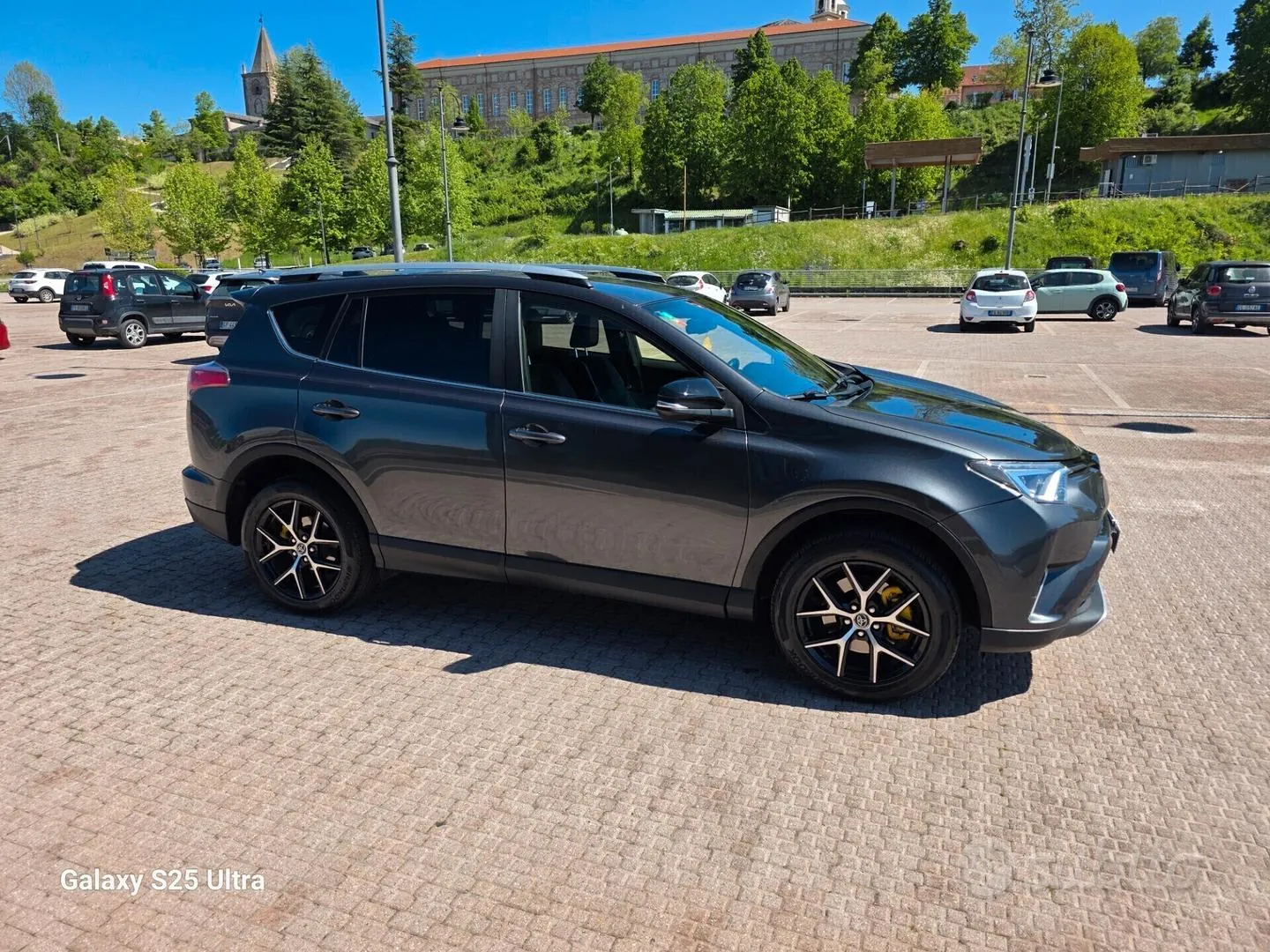 Toyota Rav4 2016 photo 3
