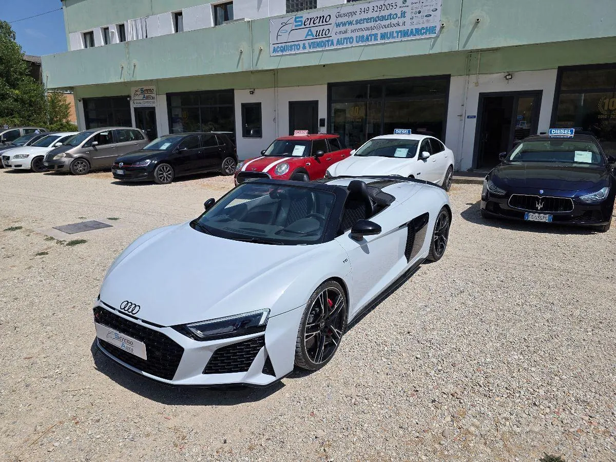 Audi R8 2022 photo 3