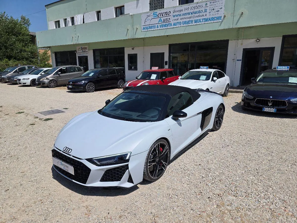 Audi R8 2022 photo 4