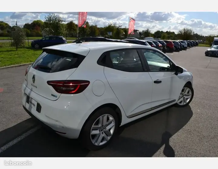 Renault Clio 2020 photo 3