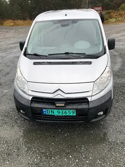 Citroen Jumpy 2011 photo 2