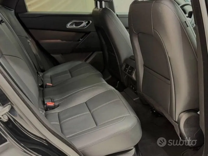 Land Rover Velar 2025 photo 5