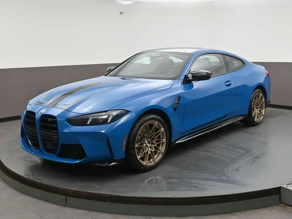 BMW M4 2027 photo 3