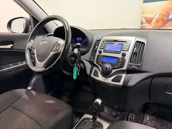 Hyundai I30 2011 photo 2