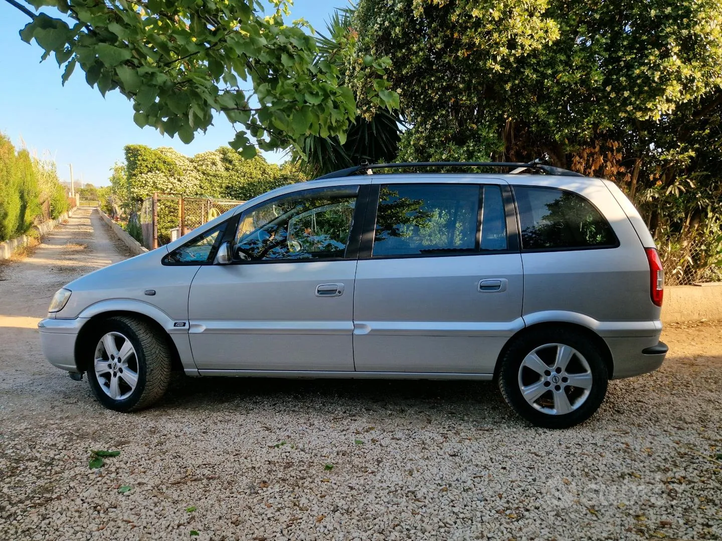 Opel Zafira 2004 photo 3