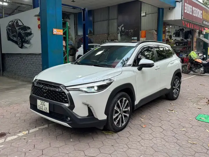 Toyota Corolla Cross 2025 photo 2
