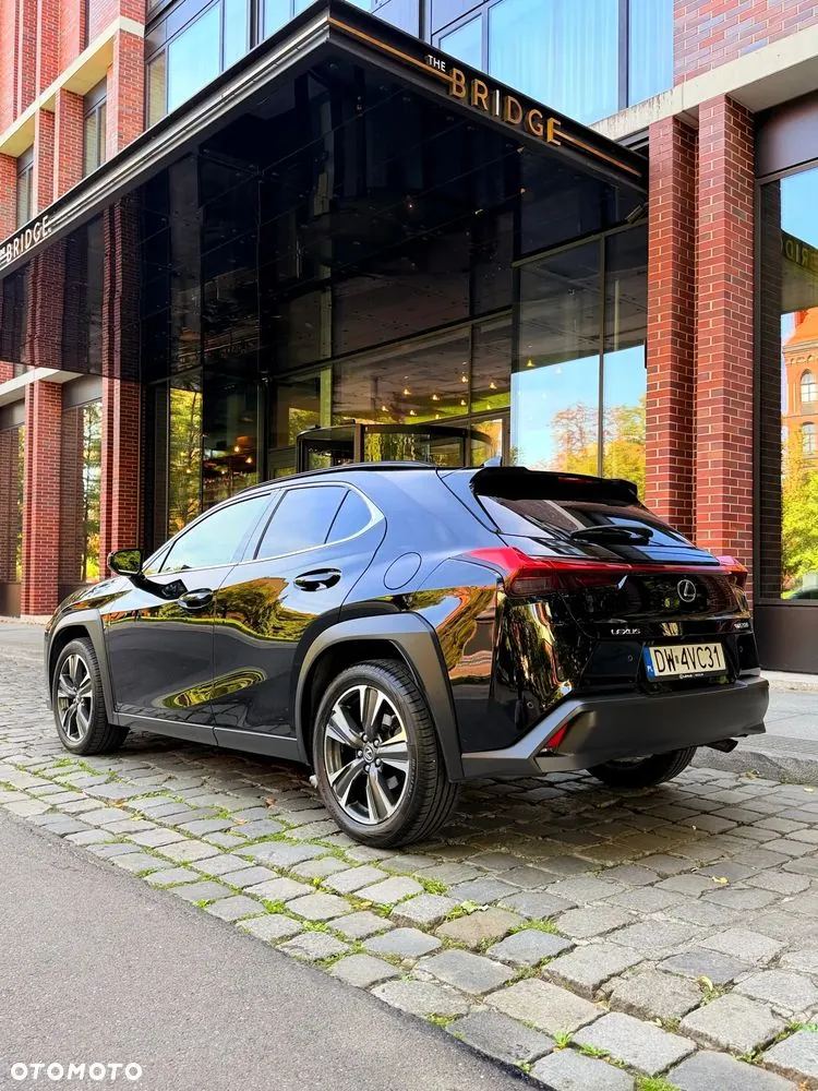 Lexus Ux 2019 photo 2