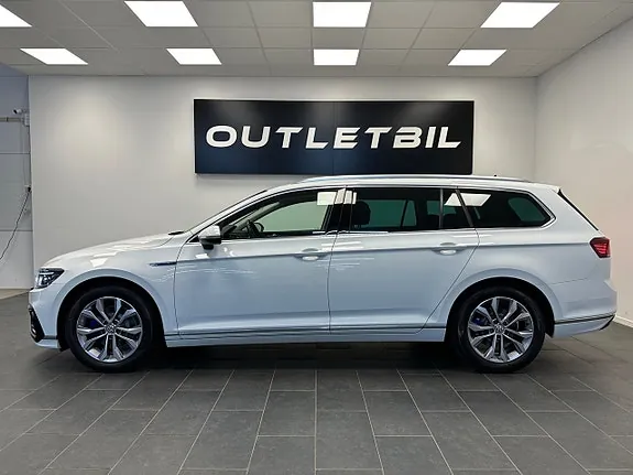 Volkswagen Passat 2020 photo 2
