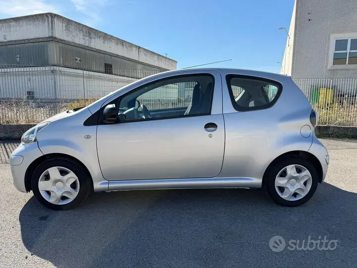Toyota Aygo 2009 photo 4
