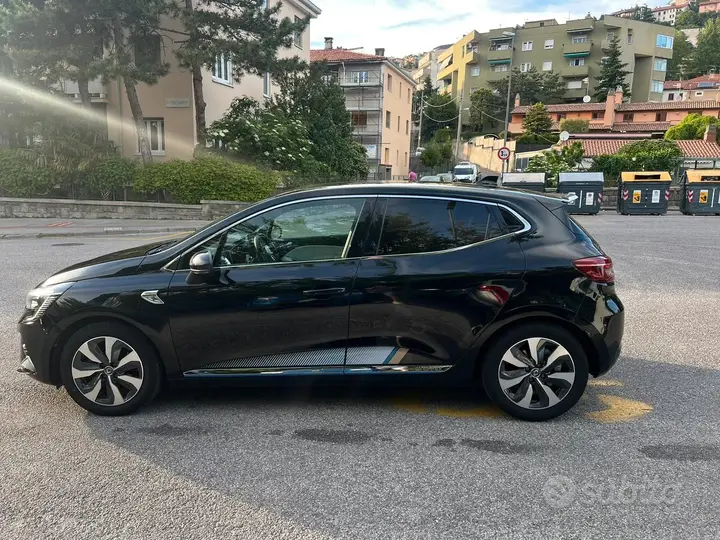 Renault Clio 2021 photo 2