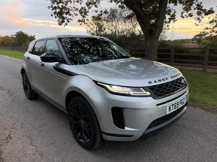 Land Rover Range Rover Evoque 2020 photo 2