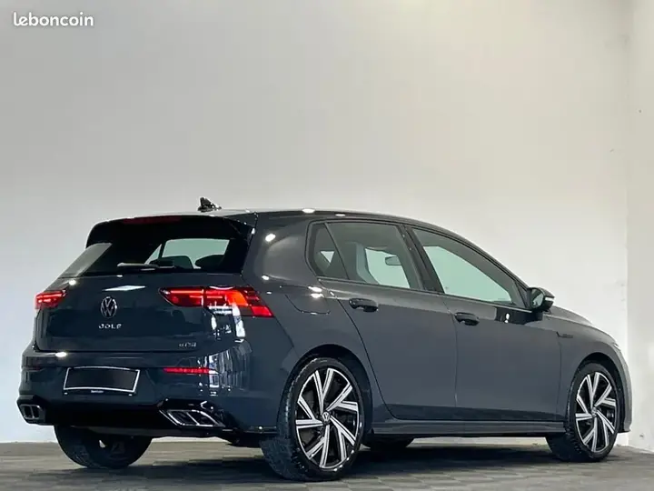 Volkswagen Golf 2024 photo 3