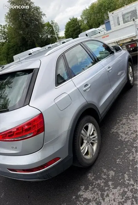 Audi Q3 2018 photo 3