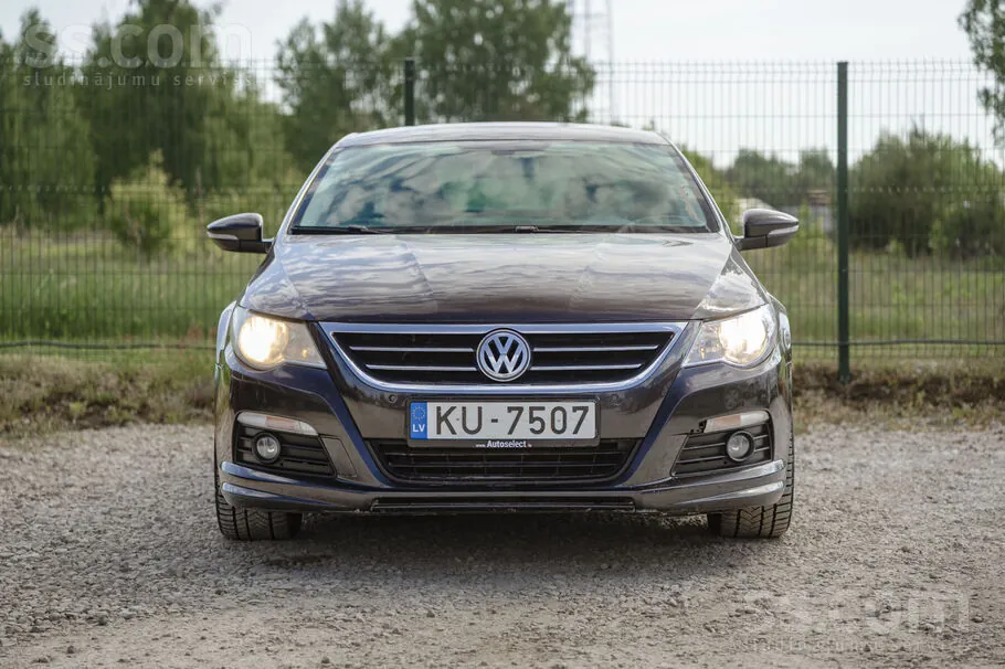 Volkswagen Passat Cc 2010 photo 2