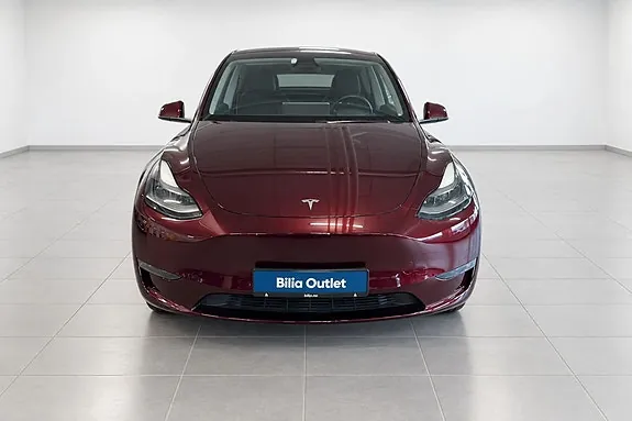 Tesla Model Y 2025 photo 3