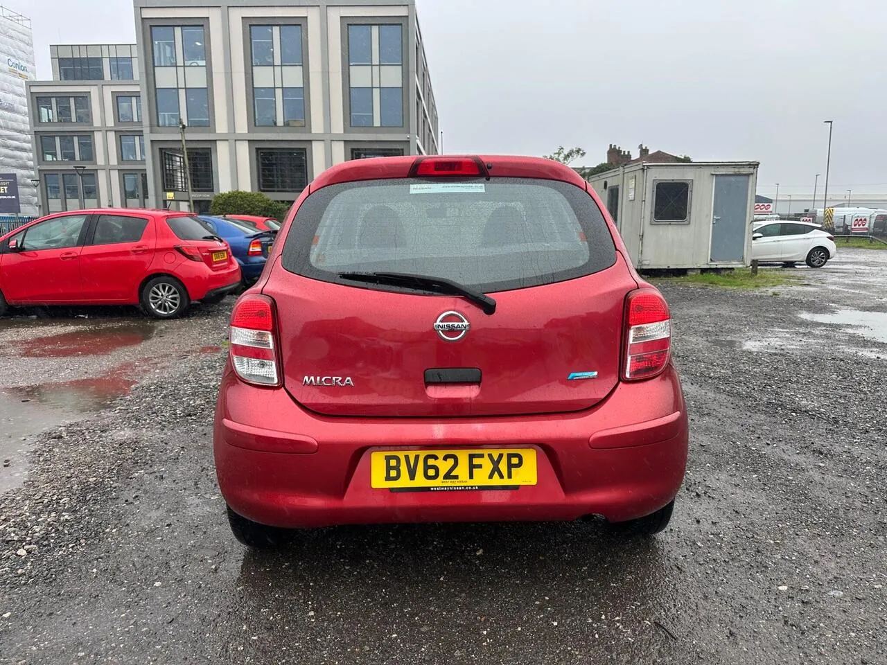 Nissan Micra 2012 photo 4