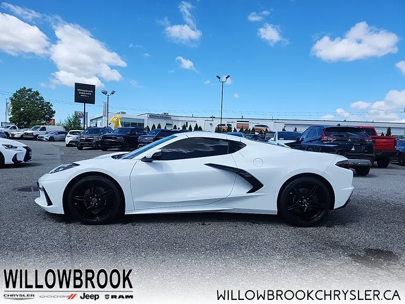 Chevrolet Corvette 2020 photo 2