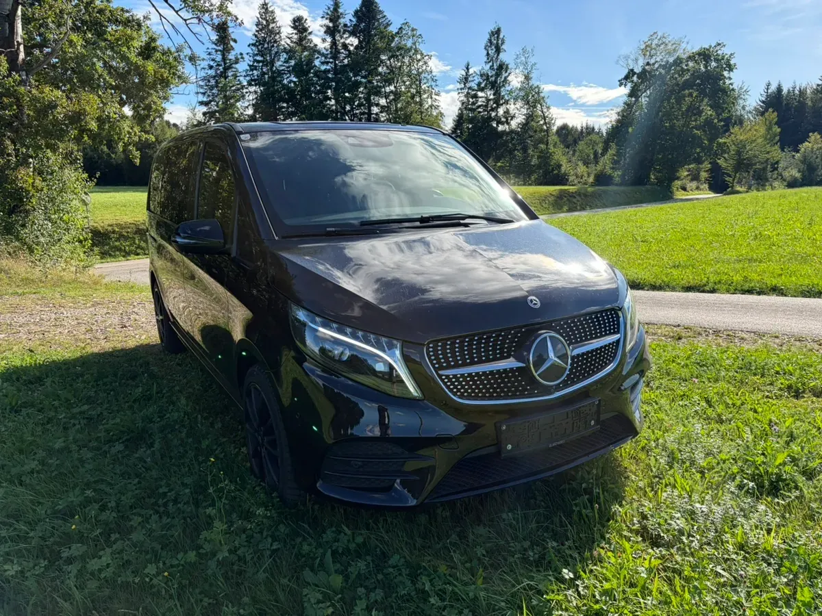 Mercedes-Benz V-Class 2021 photo 2