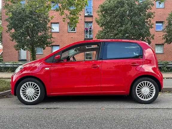 Volkswagen Up 2014 photo 4