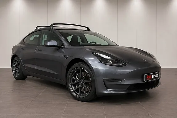 Tesla Model 3 2021 photo 2