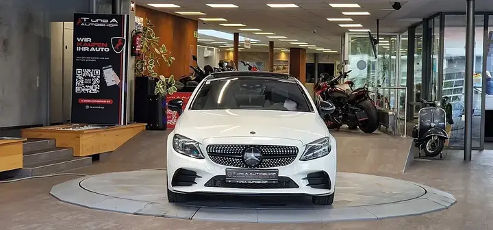 Mercedes-Benz C-Class 2019 photo 2