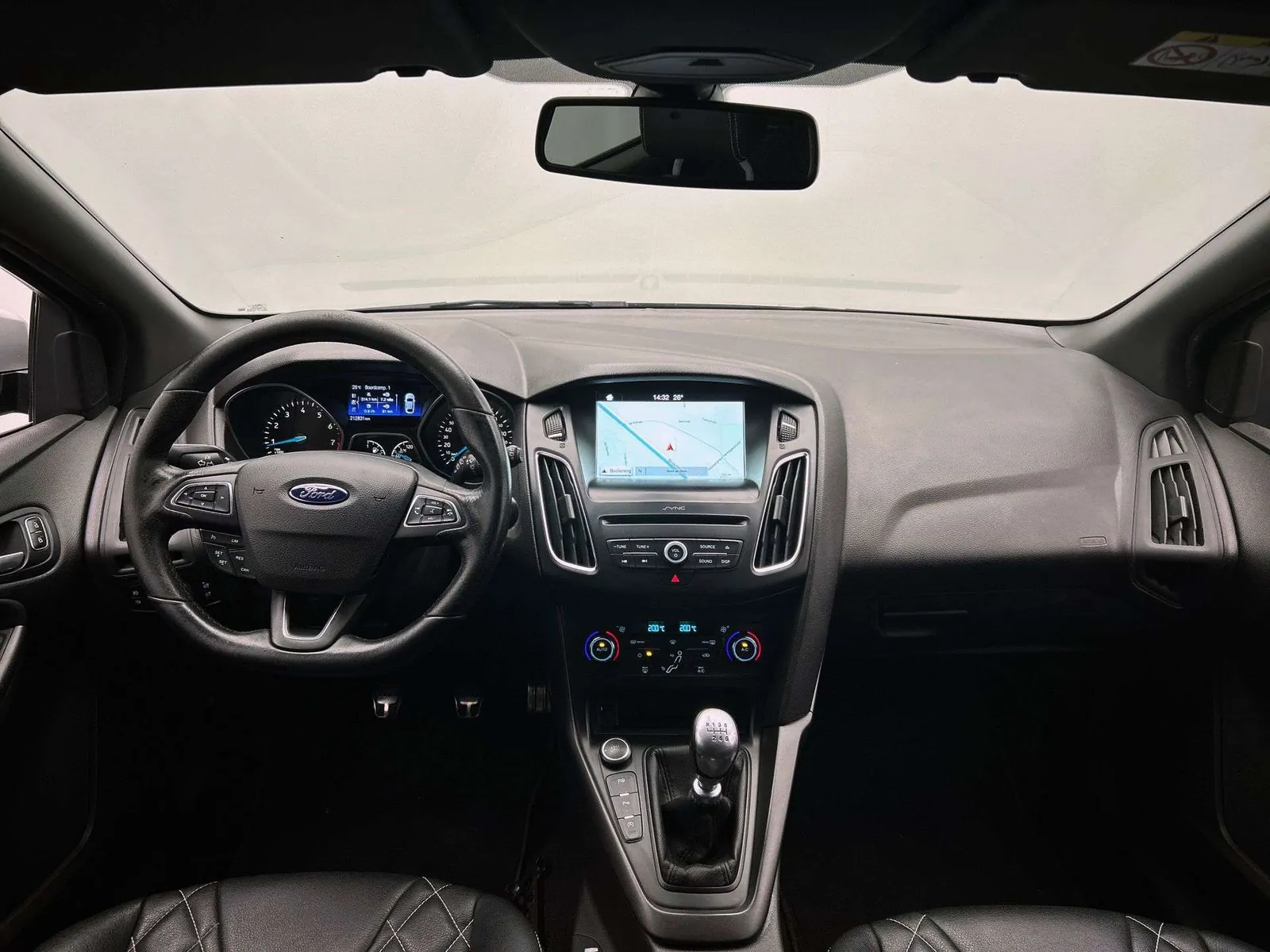 Ford Focus 2017 photo 2