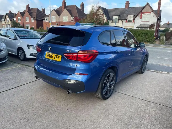 BMW X1 2015 photo 2