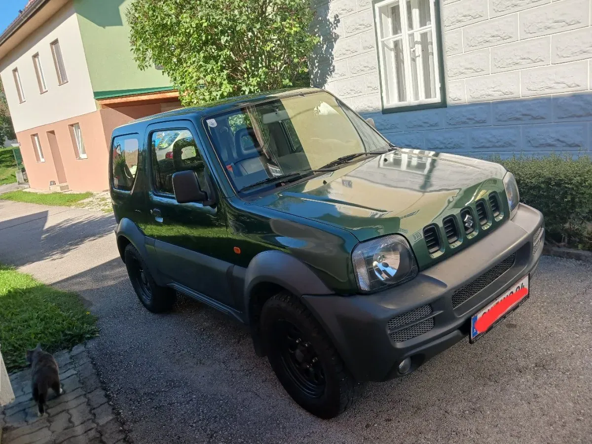 Suzuki Jimny 2011 photo 3